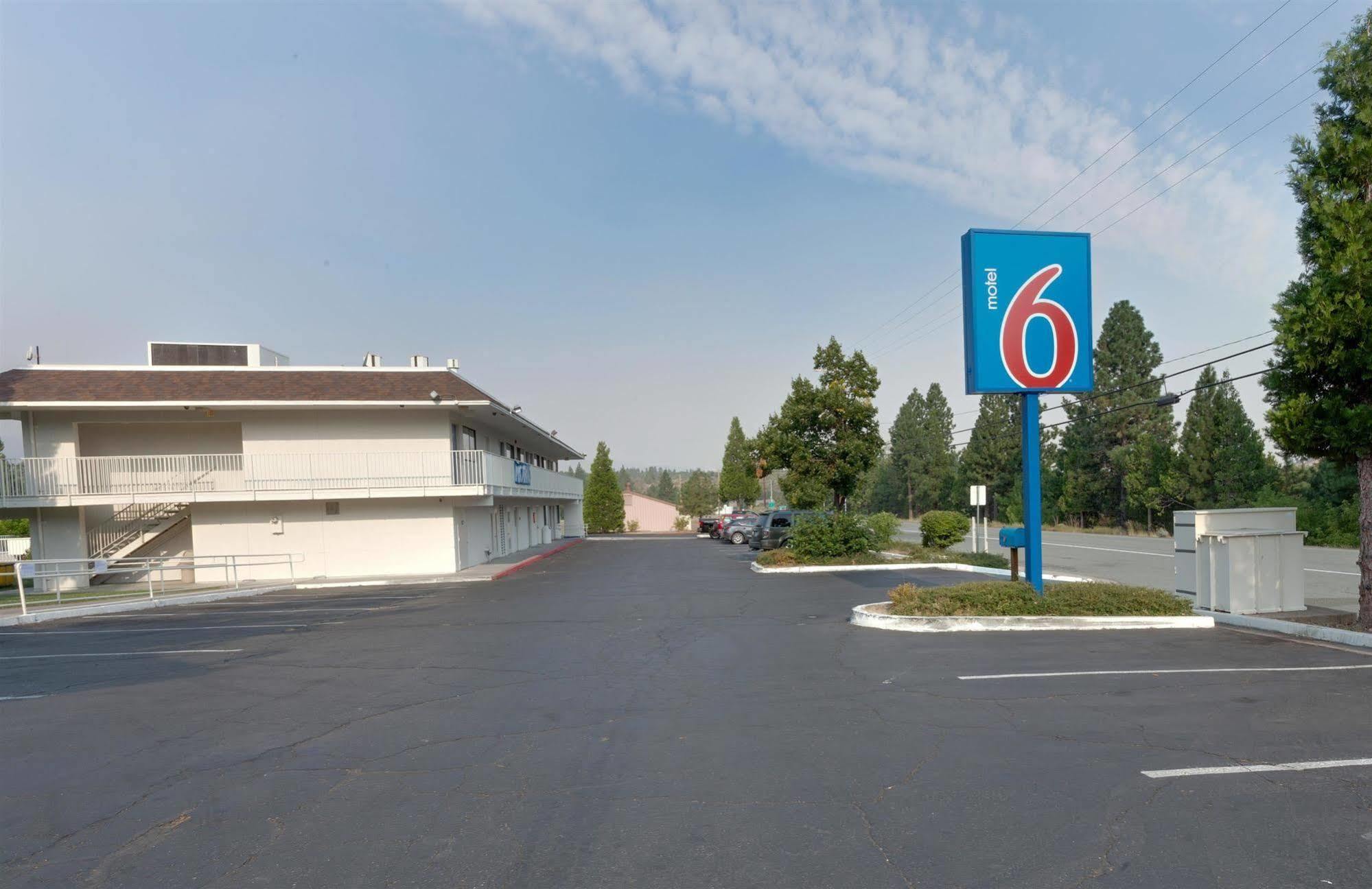 Motel 6 Weed - Mount Shasta Exterior photo